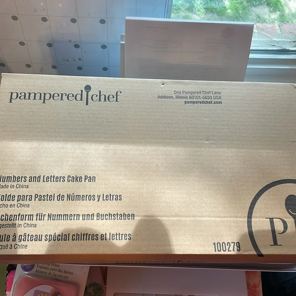 Numbers and Letters Cake Pan Set Pampered Chef -New!! Never used NIB